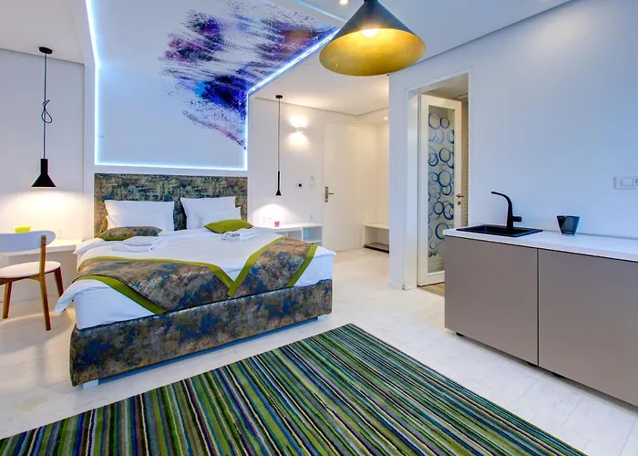 Diamond Rain Boutique Hotel