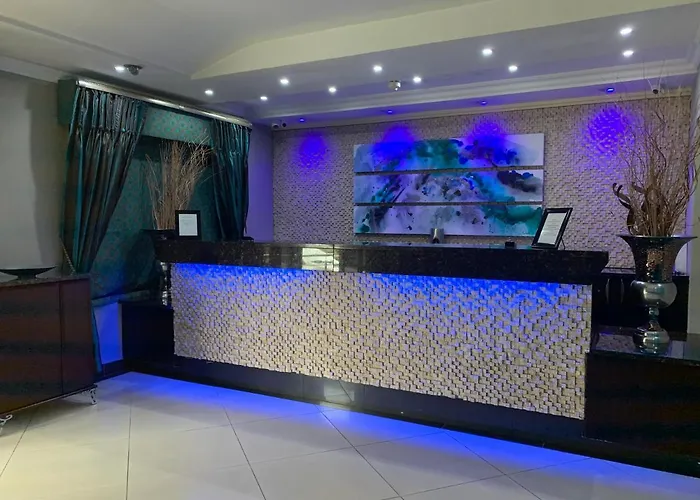 Royal Hotel