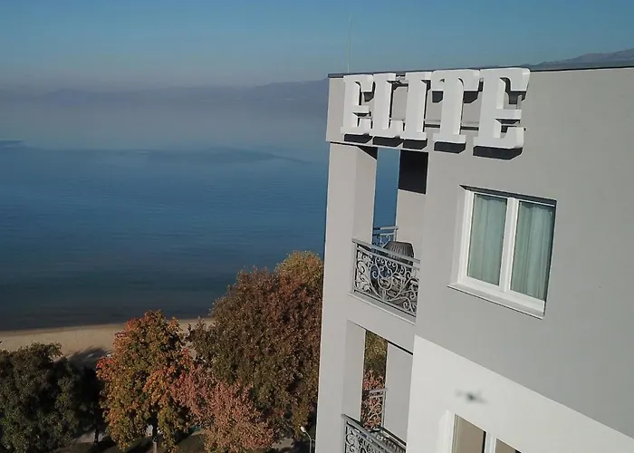 Elite