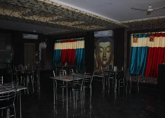 Hotel Omm Palace