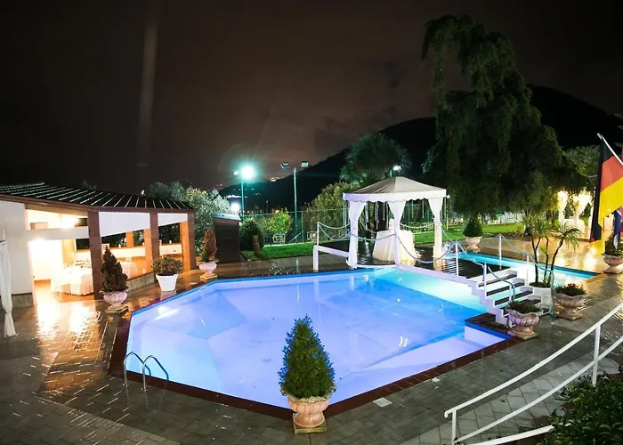 Hotel Diecimare Cava deʼ Tirreni