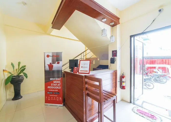 Reddoorz @ D Maagma Street