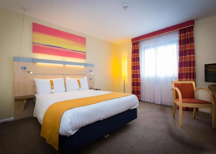Holiday Inn Express Aberdeen - Bridge Of Don