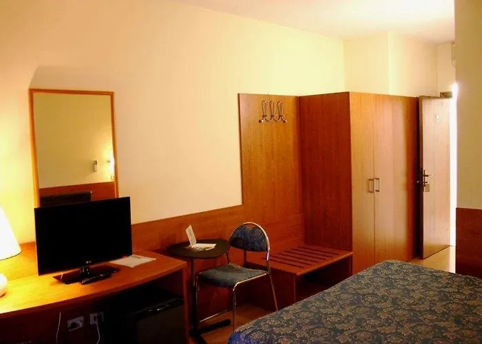 Hotel Anna Siena Nord - Monteriggioni