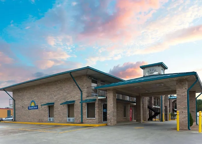 Days Inn By Wyndham Forest