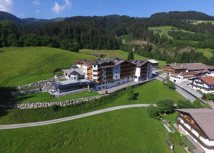 Hotel Bergkristall (Adults Only)