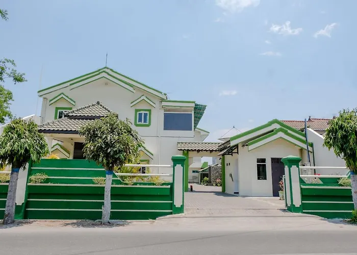 Hotel Taman Indah