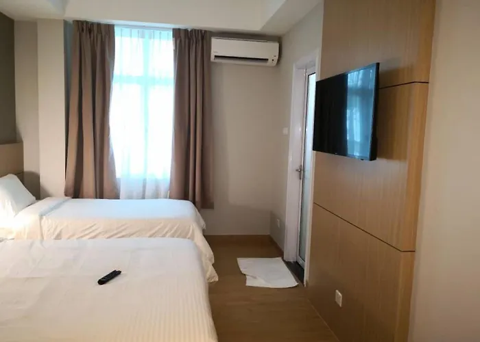 Walk In Hotel