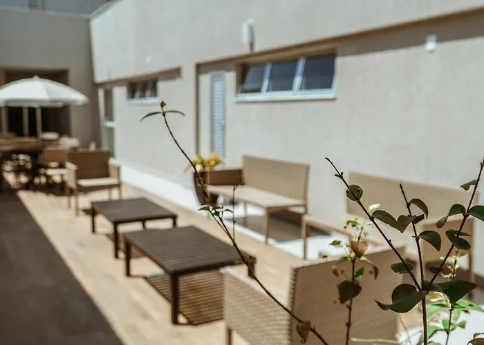 Annaya Suites