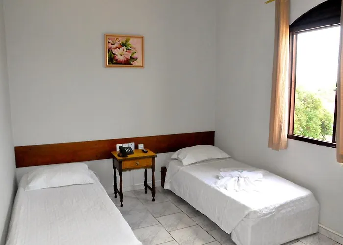Hotel Caçula