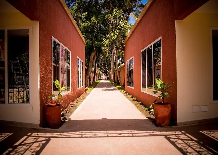 Tropic Garden Hotel