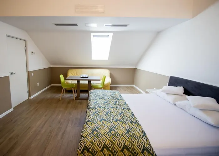 Hotel Mariko Inn