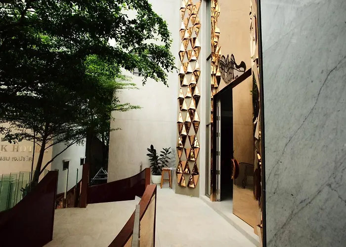 J Park Hotel - Sha Extra Plus