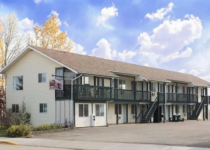 Almada Inn