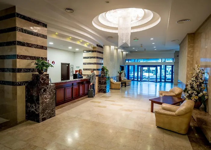 Grand Hotel