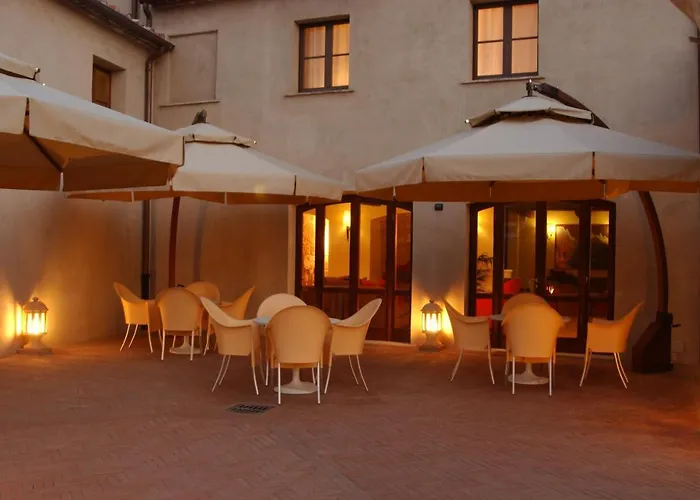 Sovana Hotel & Resort