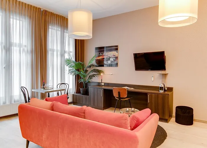Brasss Hotel Suites