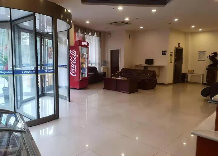 7Days Inn Dezhou Qihe Coach College