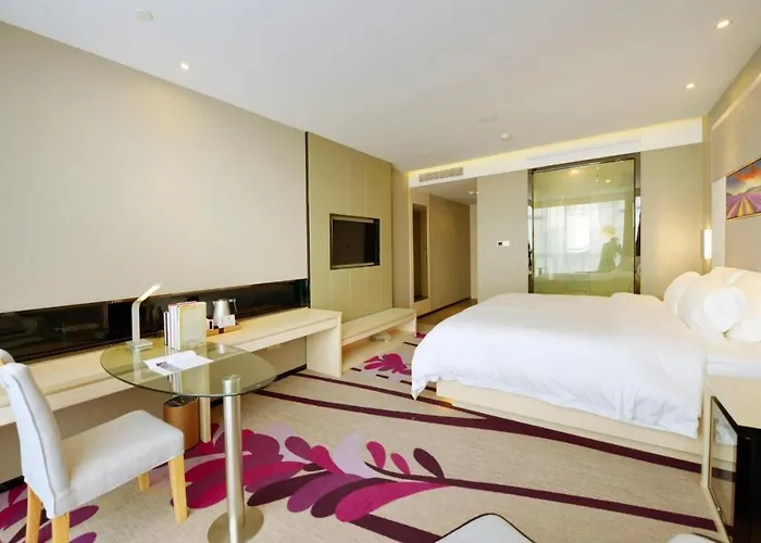 Lavande Hotel Qingyuan Sports Park Municipal Government