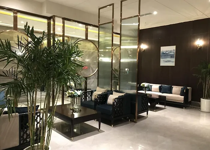 Lavande Hotel Mianyang Santai North Passenger Transport Center Binjiang Park