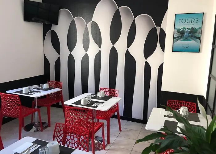 Hôtel Saint Eloi Tours