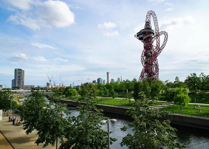 Snoozebox Olympic Park
