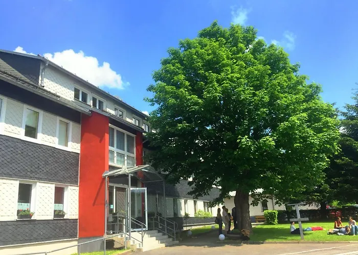 Haus Rosenbaum Am Rennsteig Gruppenhaus - Pension - Ferienhaus Bis 50 Personen