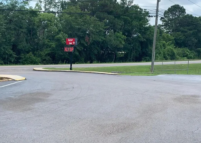 Super Inn