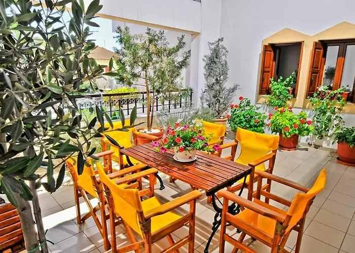Pegasus Hotel & Coastal Cafe